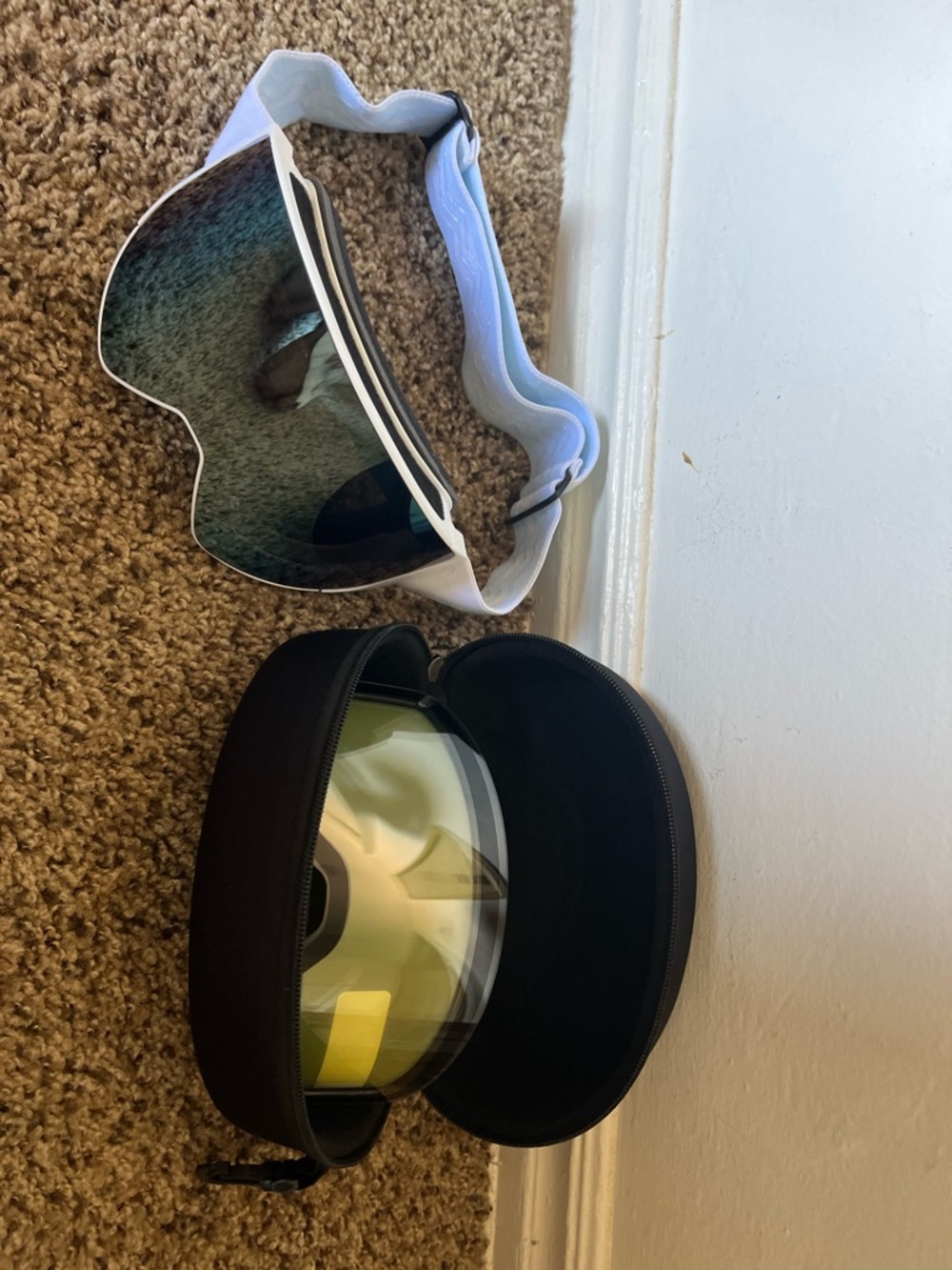 Snowvala Snowboard/Ski Goggles with interchangable Lenses